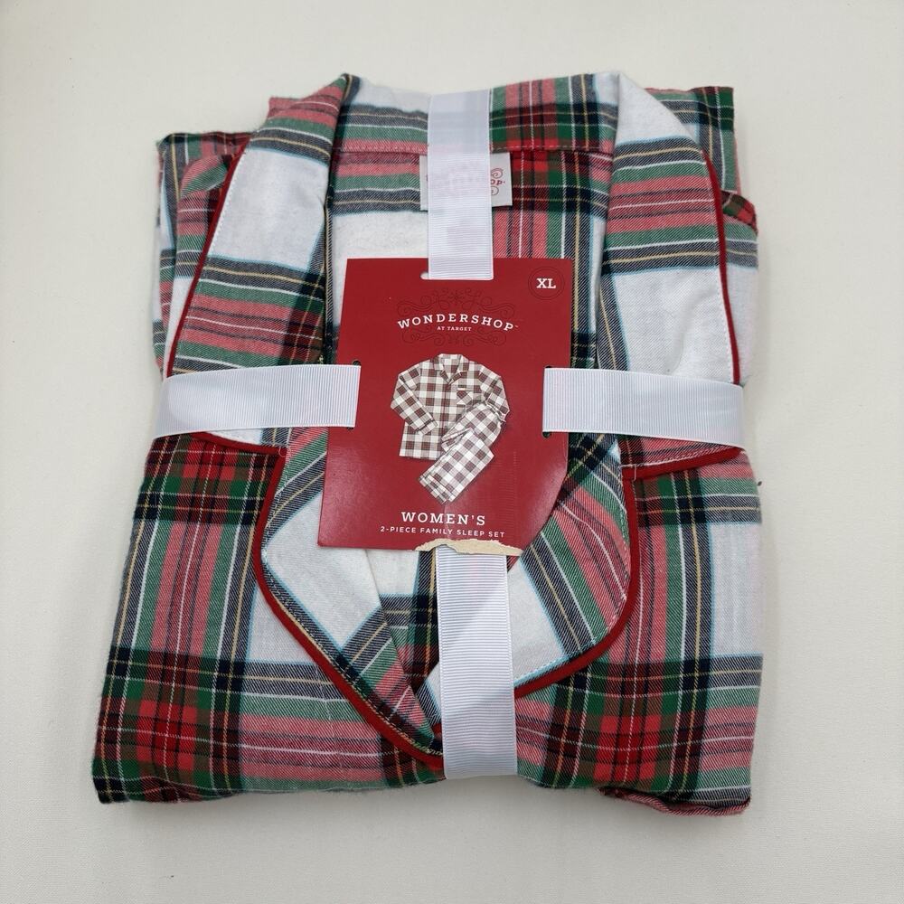Wondershop Women's Plaid Flannel Long Sleeve Holiday Pajamas - XL - NWT
